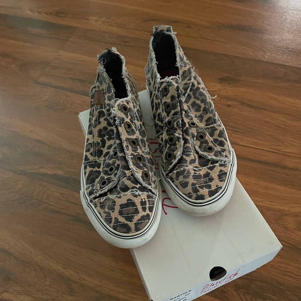 Canvas Sneakers